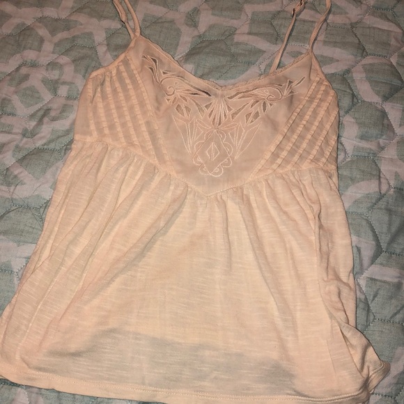 Cute tank top from American Eagle - Picture 1 of 3